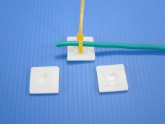 D5粘式束線固定座SELF ADHESIVE CABLE TIE BASE