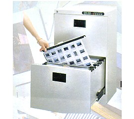 微電腦冷凍式防潮箱