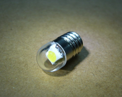 E10 高功率LED小燈泡