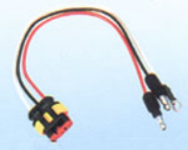 Three Wire (Two Hot ,One Ground) Triple Seal Plug For Use On LED Lights.